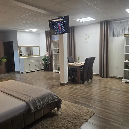 Aurora Blue Homestay *